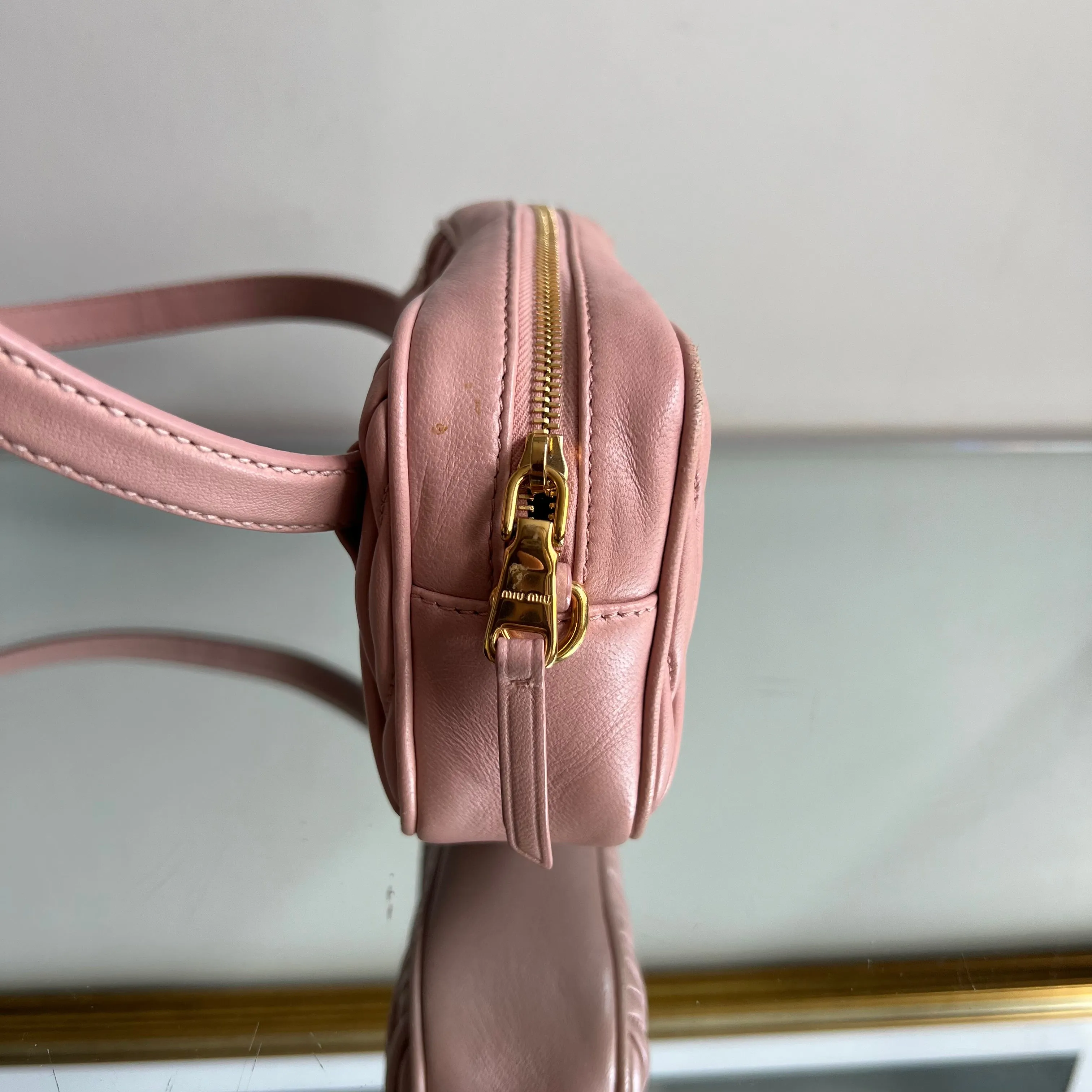 Bolsa Miu Miu Matelasse Rosa