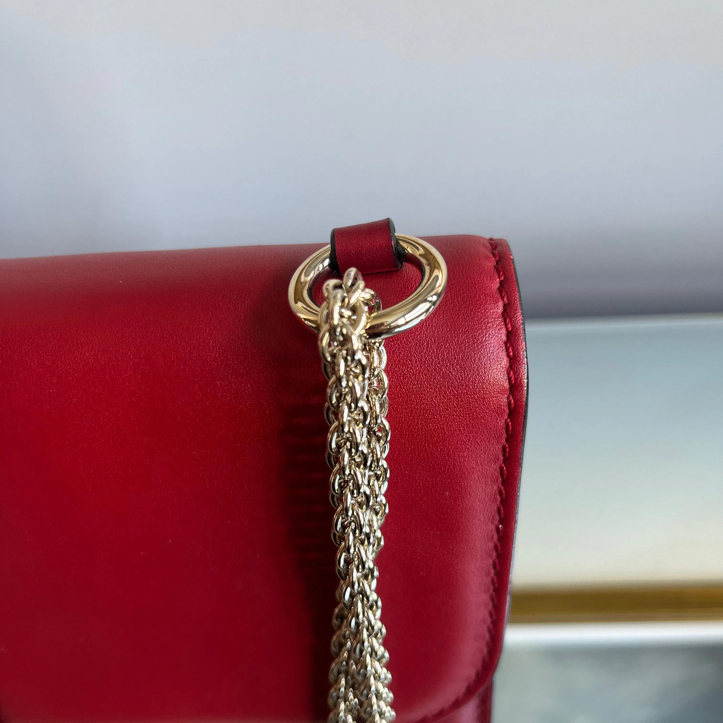 Bolsa Valentino Rockstud Em Couro Vermelho