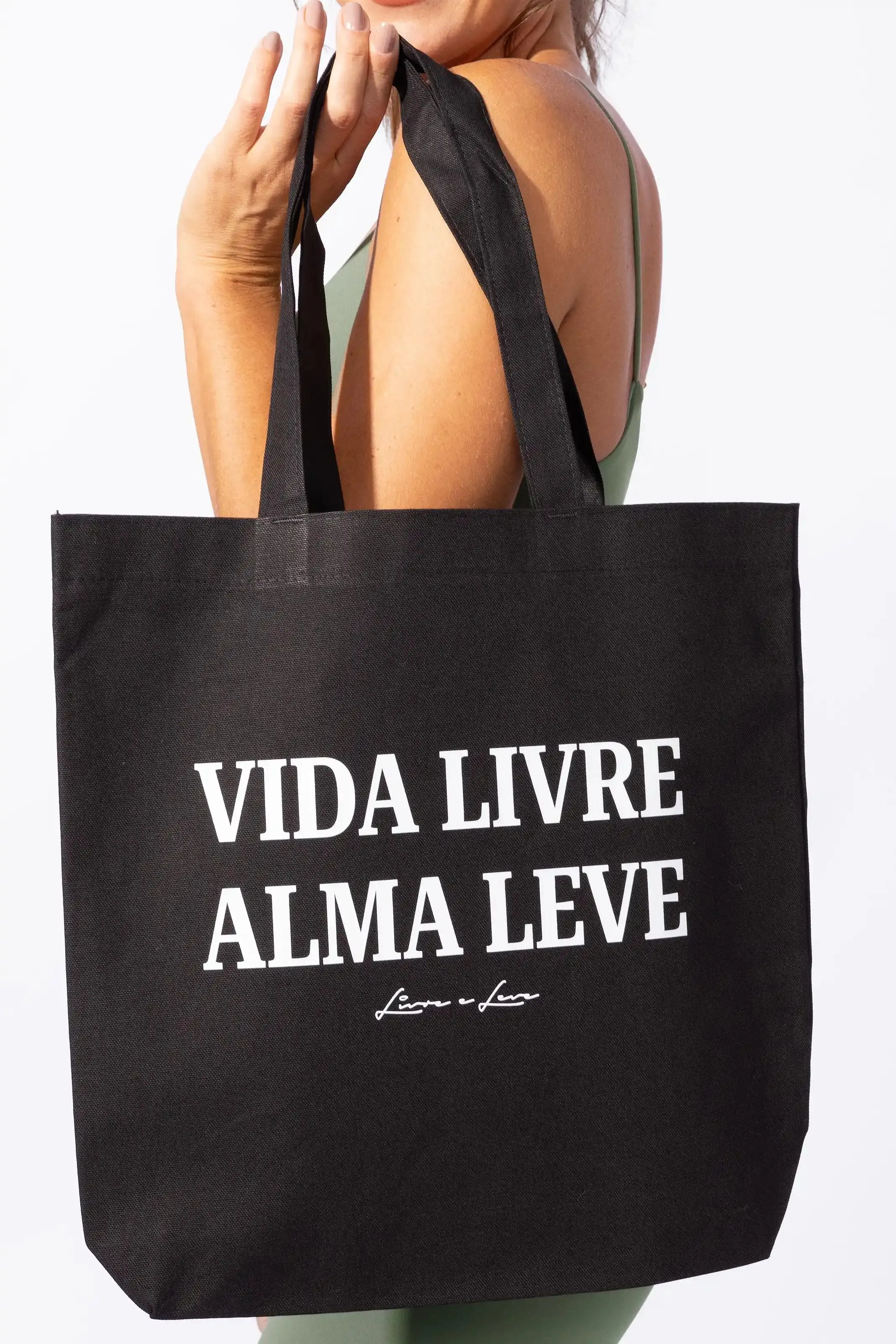 Ecobag Vida Livre Alma Leve Preta